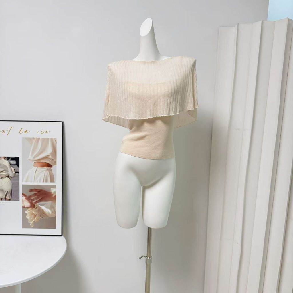 Yumeo Soft Jade Pink Knit Cape Shawl and Camisole Two-Piece Set for Women