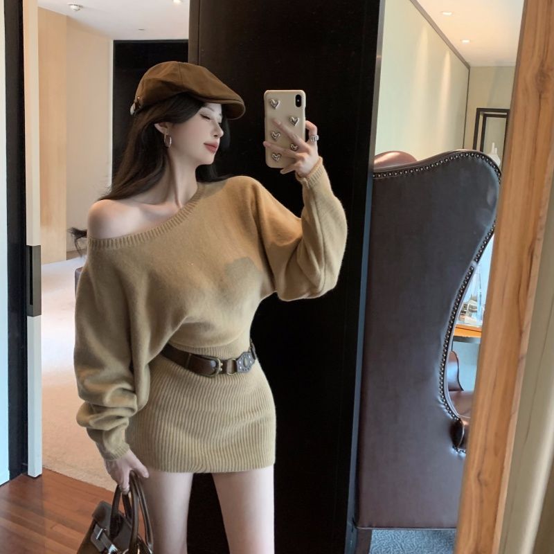 Lazy Style Long Sleeve Knit Bodycon Dress with Waist and Off-Shoulder French 2026 Autumn New
